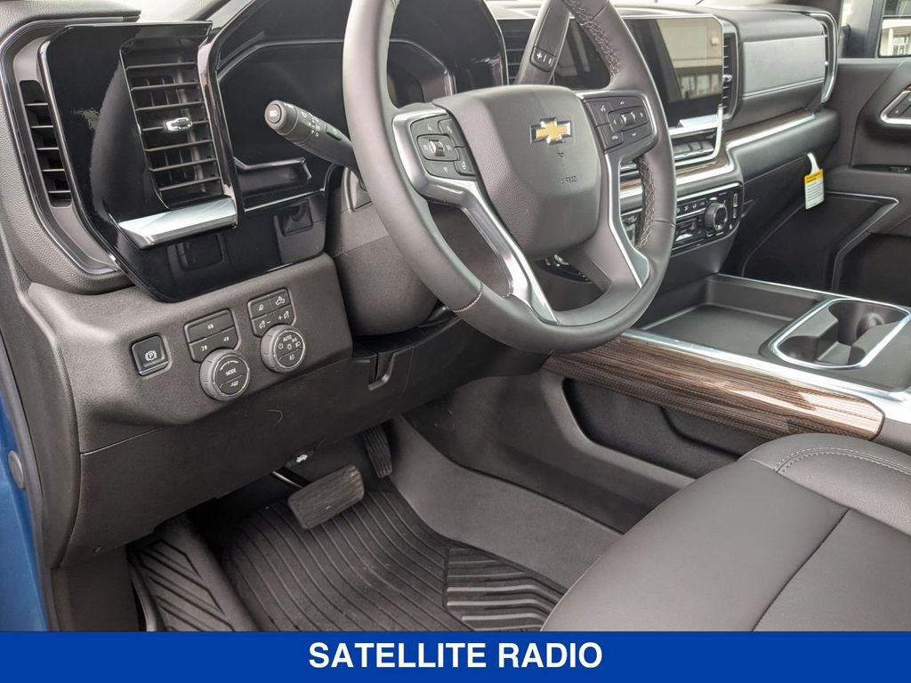 New 2026 Chevrolet Silverado 3500 LT w/ All Star Edition AWD/4WD image 15