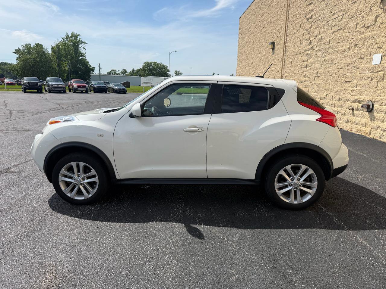Used 2013 Nissan Juke SV FWD image 3
