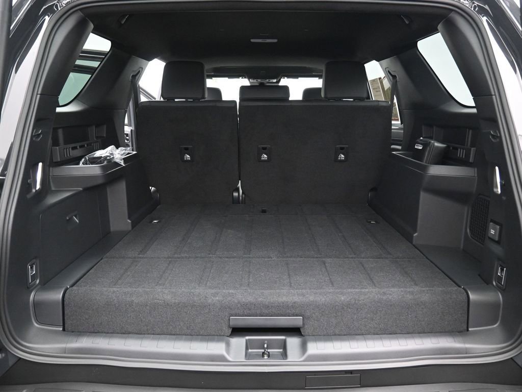 Certified 2025 Toyota 4Runner TRD Off-Road Premium image 36