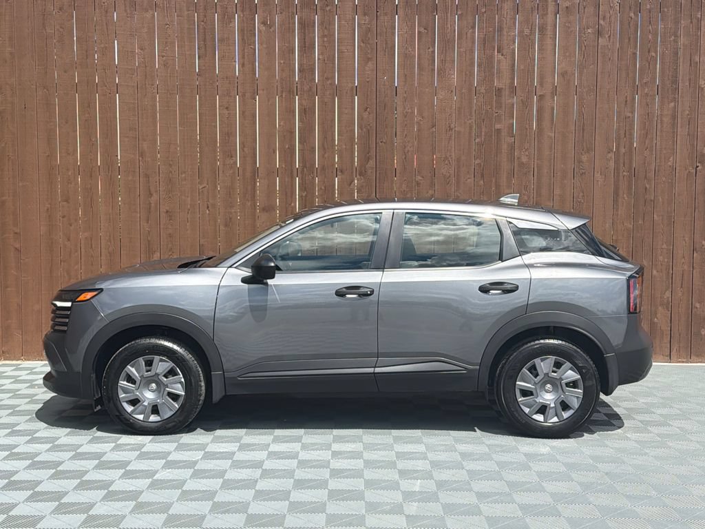 Used 2025 Nissan Kicks S FWD image 13