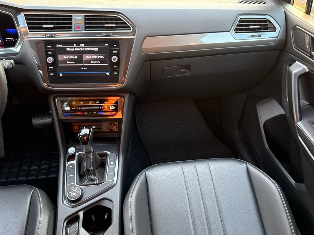 Used 2022 Volkswagen Tiguan SE AWD/4WD image 18