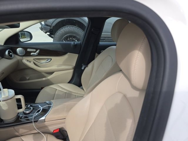 Used 2021 Mercedes-Benz C 300 Sedan image 6