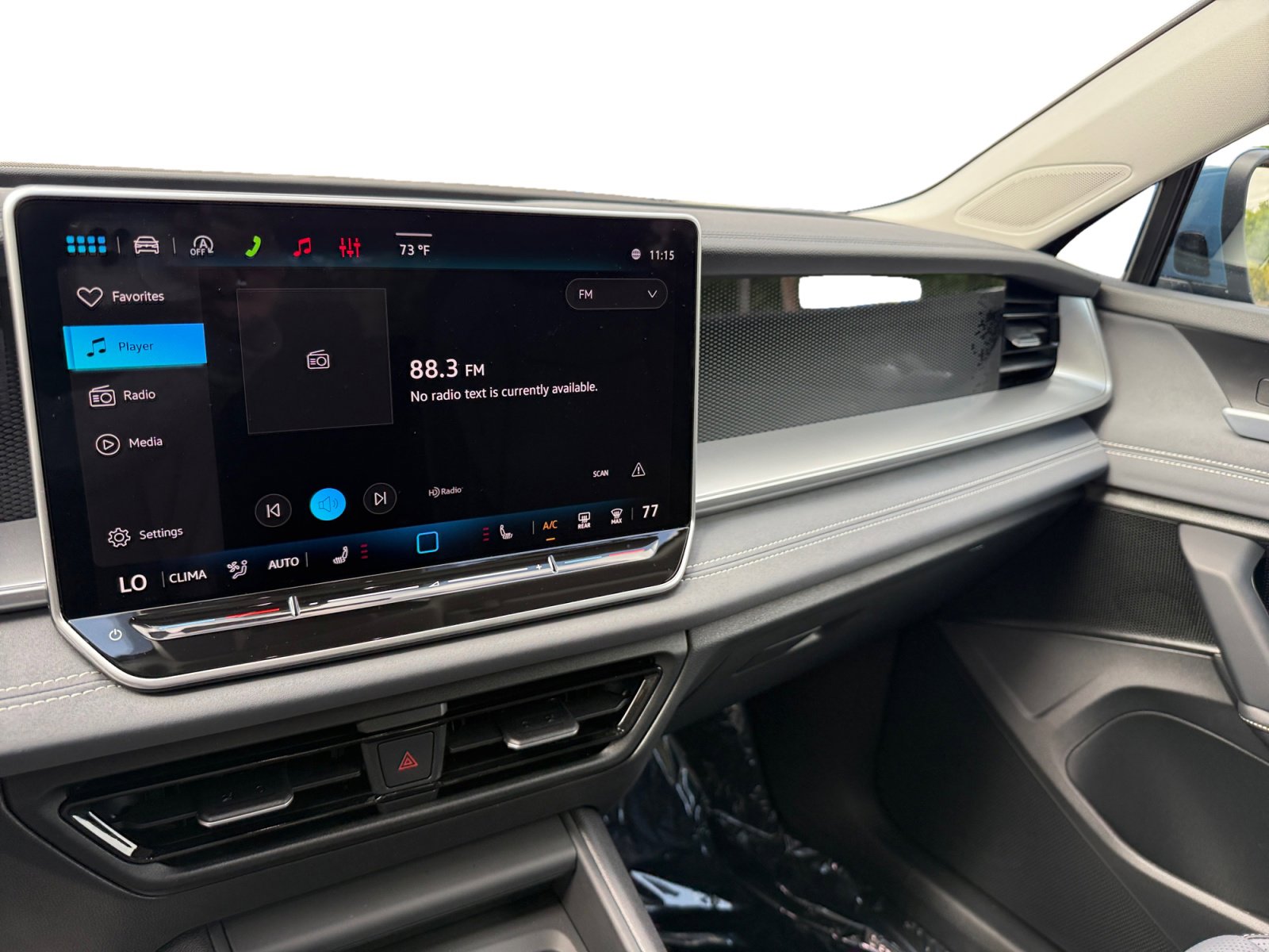 New 2026 Volkswagen Tiguan SE AWD/4WD image 12