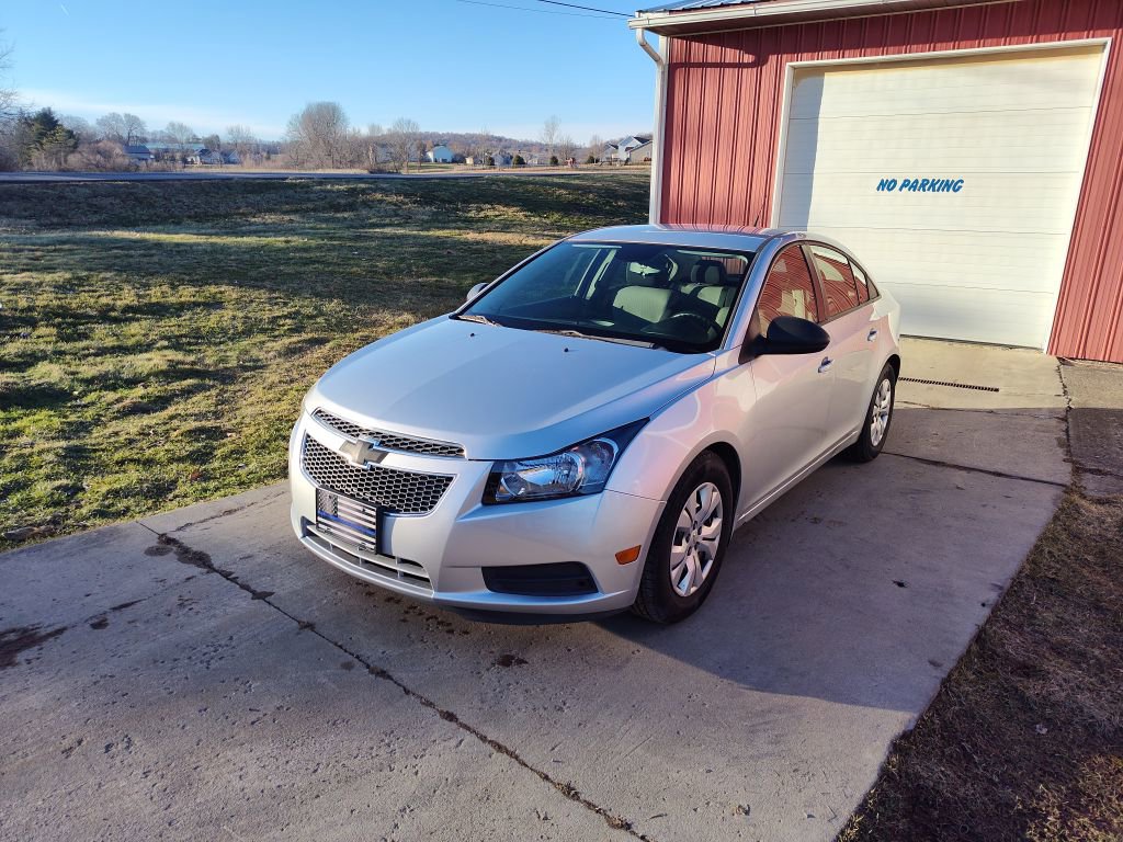 Used 2013 Chevrolet Cruze LS