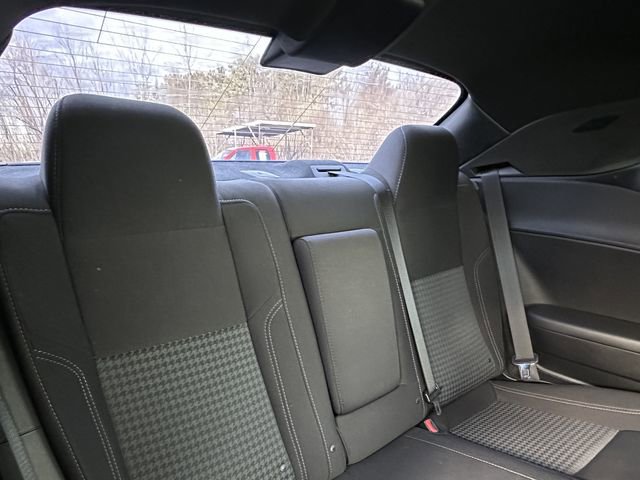 Used 2017 Dodge Challenger SXT w/ Blacktop Package image 31