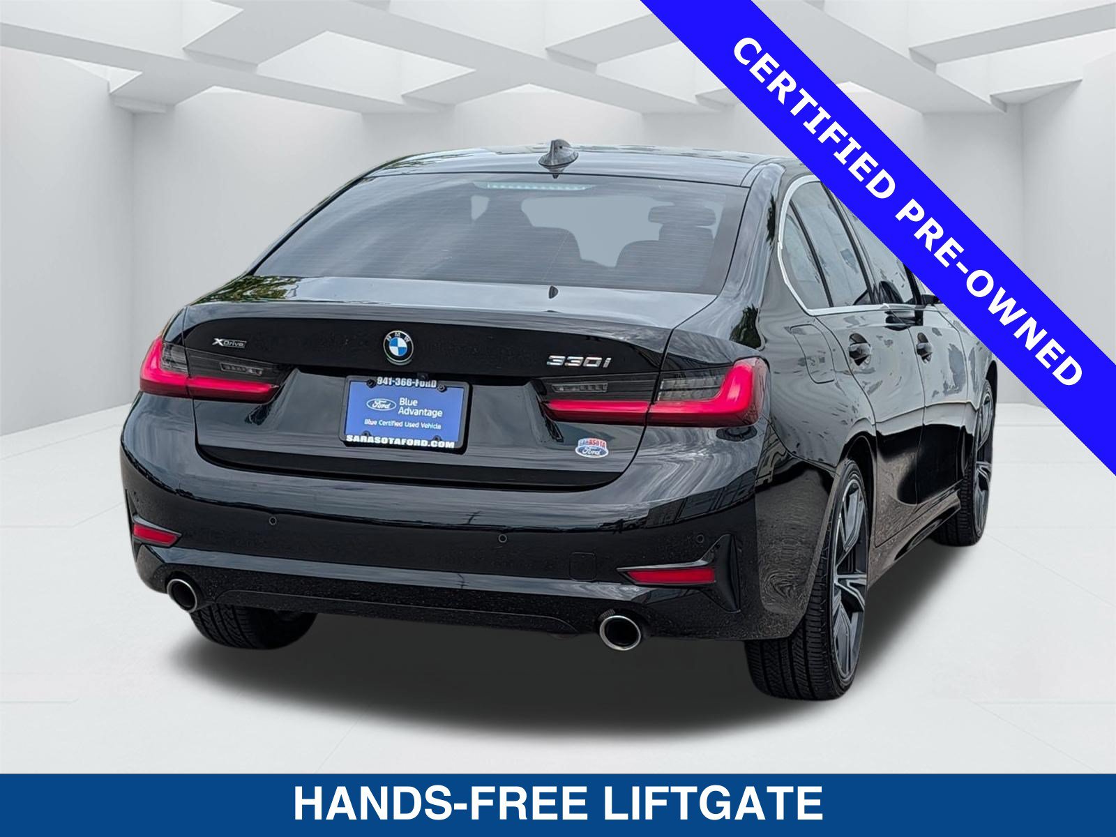 Used 2022 BMW 330i xDrive Sedan w/ Premium Package 2 AWD/4WD image 5