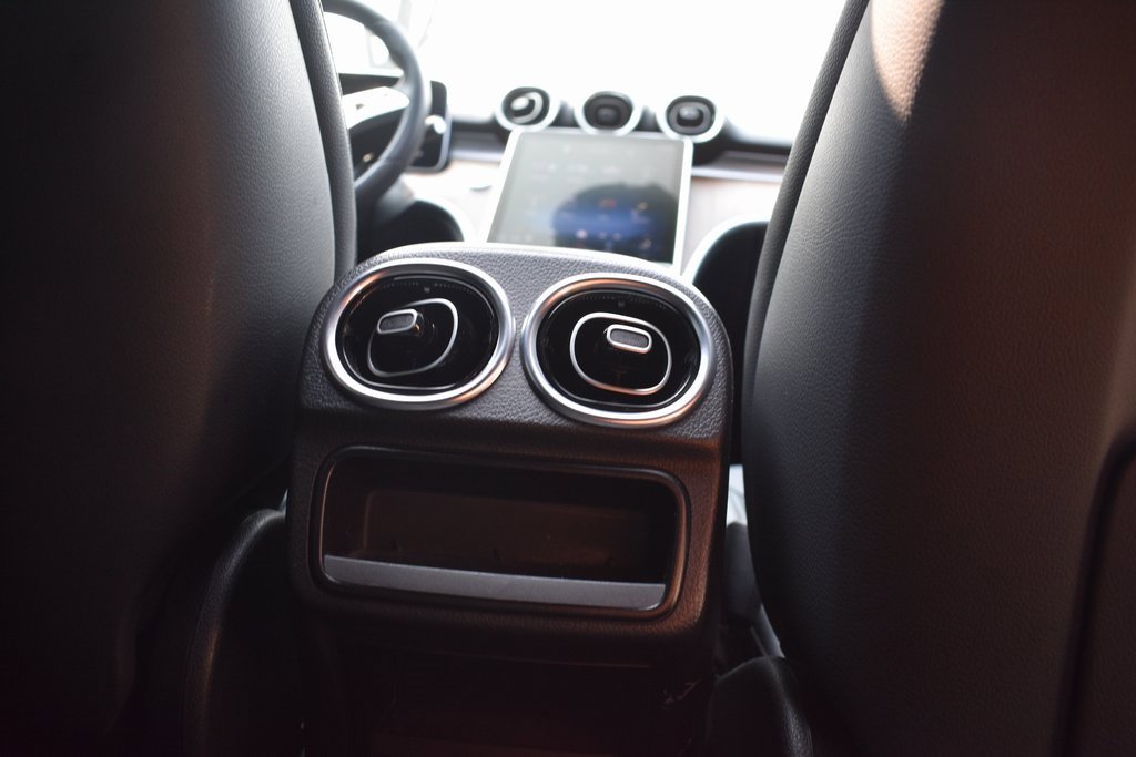 Used 2024 Mercedes-Benz C 300 4MATIC Sedan image 32