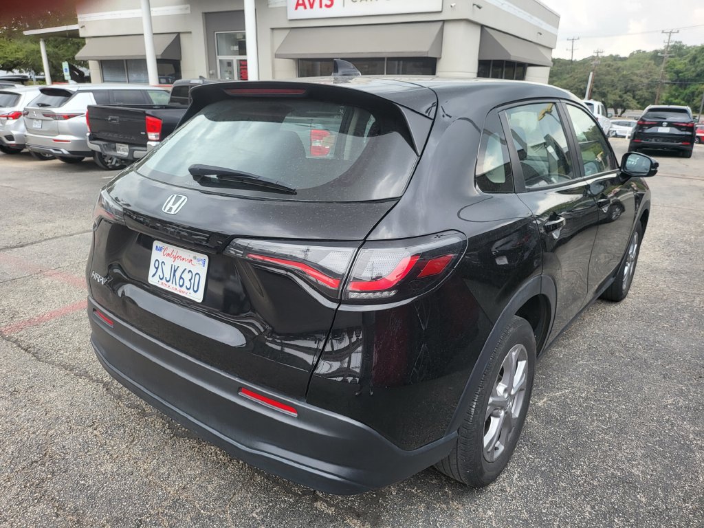 Used 2025 Honda HR-V LX image 7
