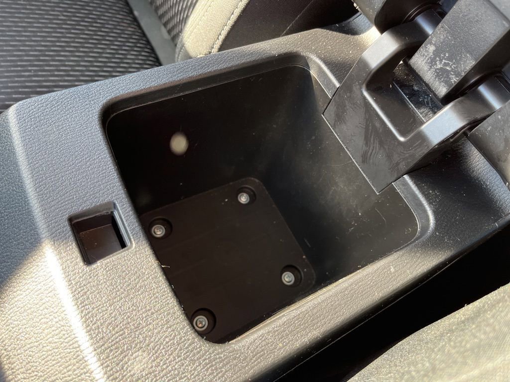 Used 2022 Mitsubishi Outlander ES image 21