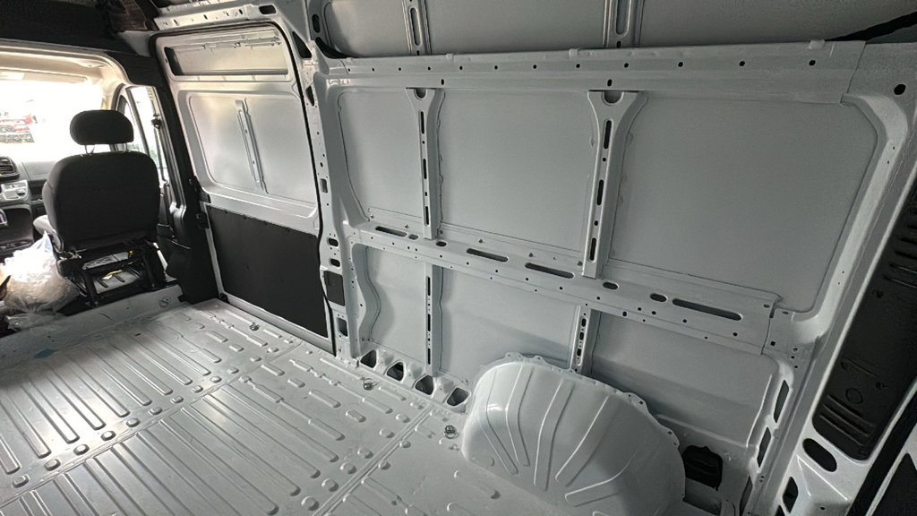 New 2027 RAM ProMaster 2500 w/ Convenience Group FWD image 19