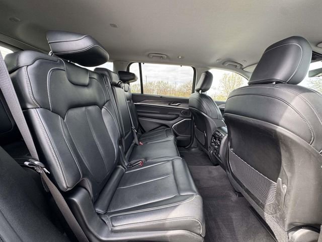 Used 2021 Jeep Grand Cherokee L Limited w/ Luxury Tech Group II image 17