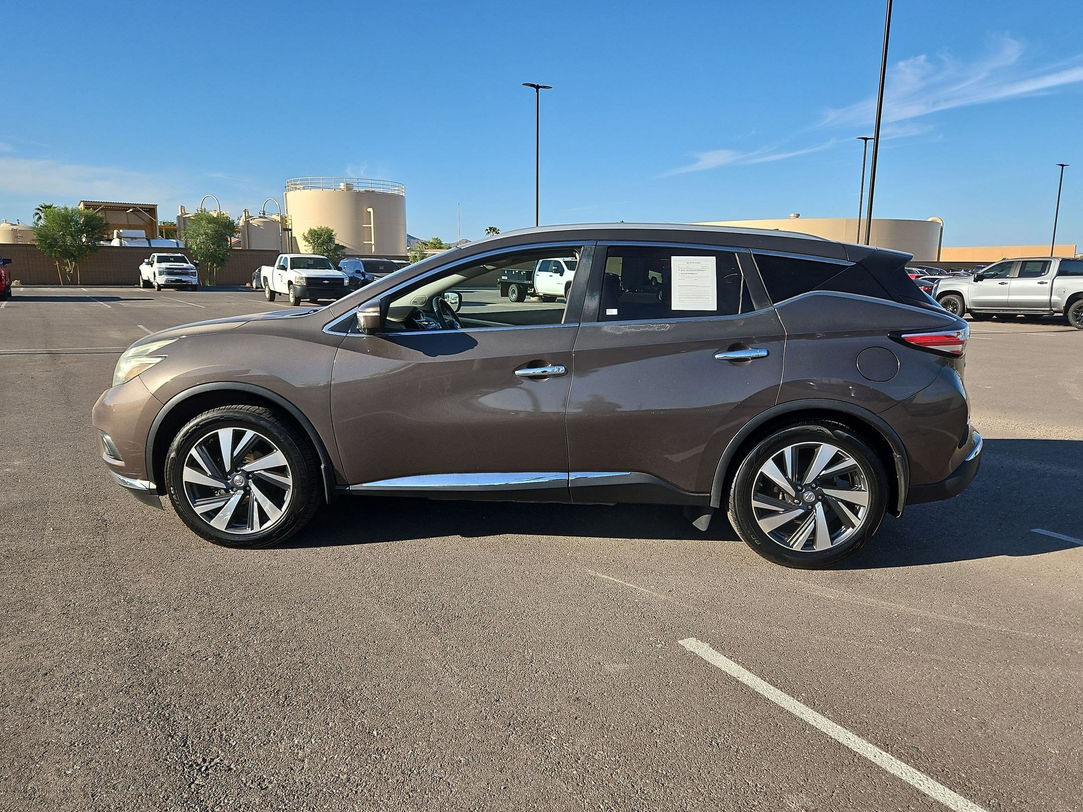 Used 2015 Nissan Murano Platinum w/ Platinum Technology Package FWD image 2