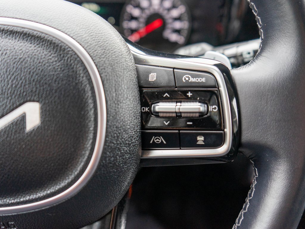 Certified 2023 Kia Sorento EX image 19