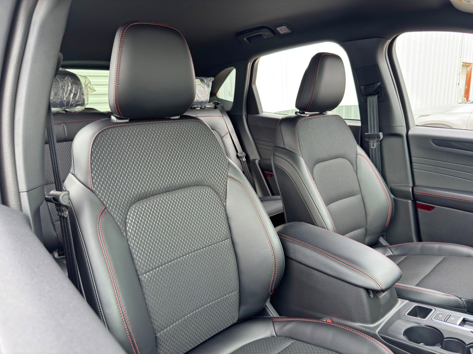 Used 2025 Ford Escape ST-Line Elite w/ Tech Pack #1 image 32