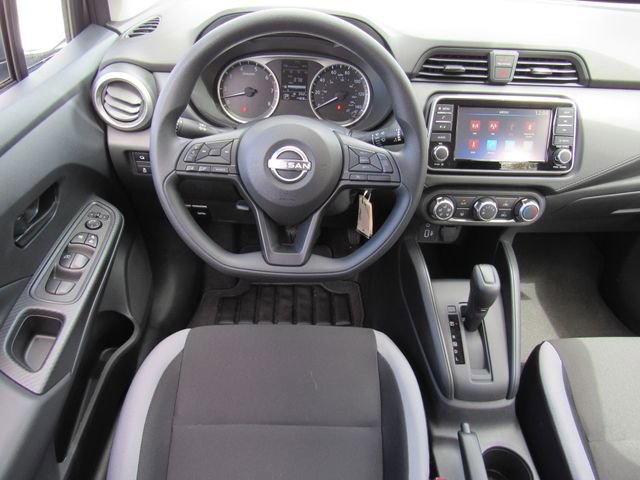 Used 2025 Nissan Versa S w/ S Plus Package image 15