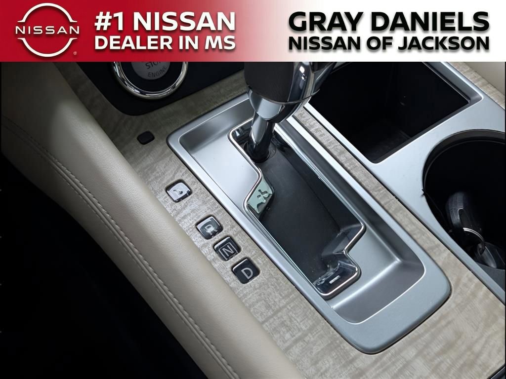 Used 2024 Nissan Murano SL image 16