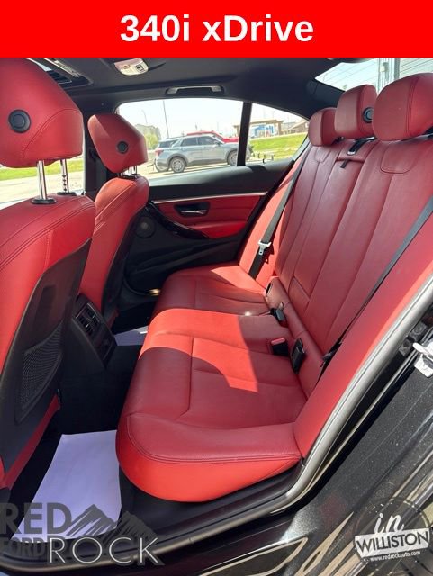 Used 2018 BMW 340i xDrive Sedan w/ Executive Package AWD/4WD image 13