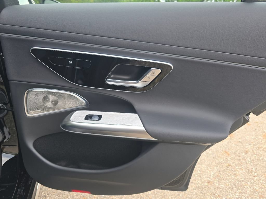 New 2027 Mercedes-Benz E 350 4MATIC Sedan image 24