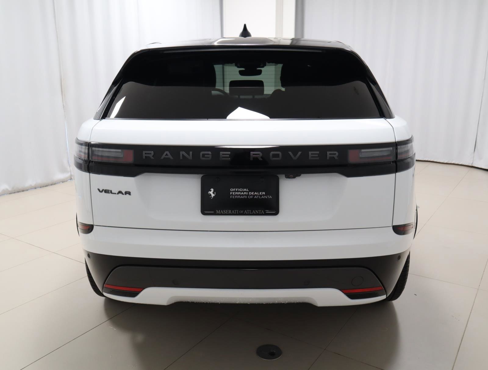 Used 2026 Land Rover Range Rover Velar Dynamic SE image 4