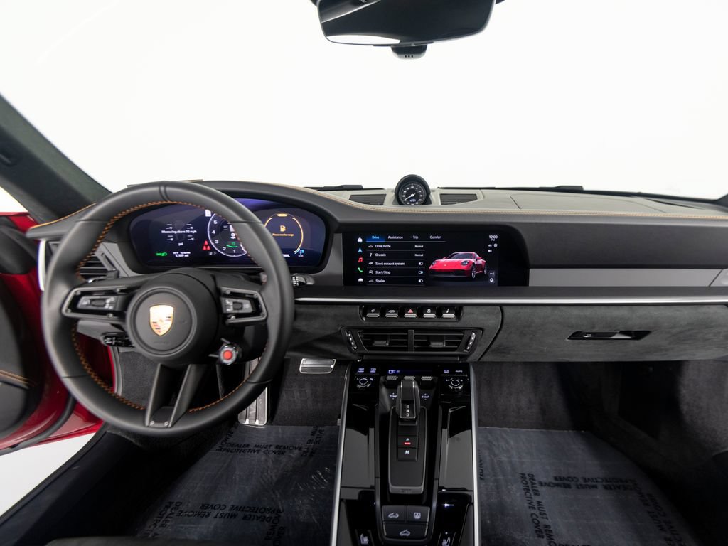 Certified 2026 Porsche 911 Carrera 4 GTS AWD/4WD image 39