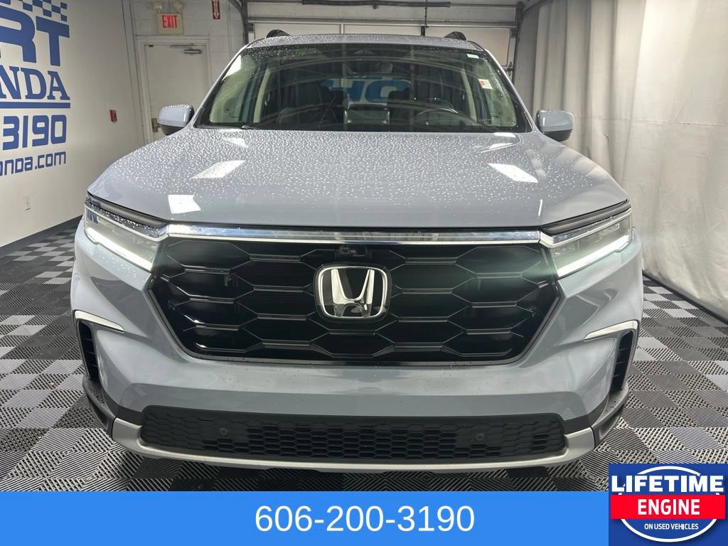 Used 2024 Honda Pilot Elite image 7