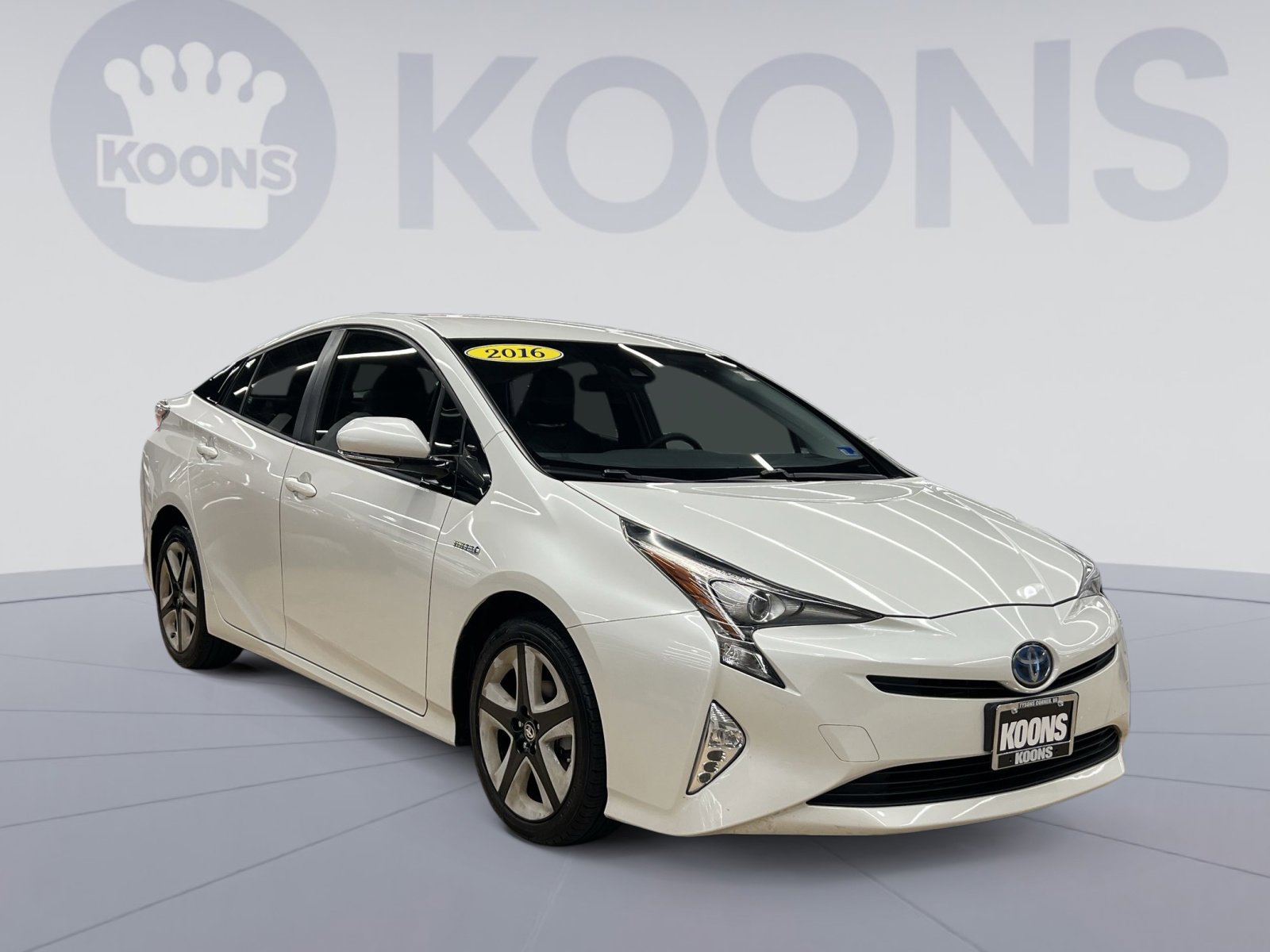 Used 2016 Toyota Prius Three Touring image 7