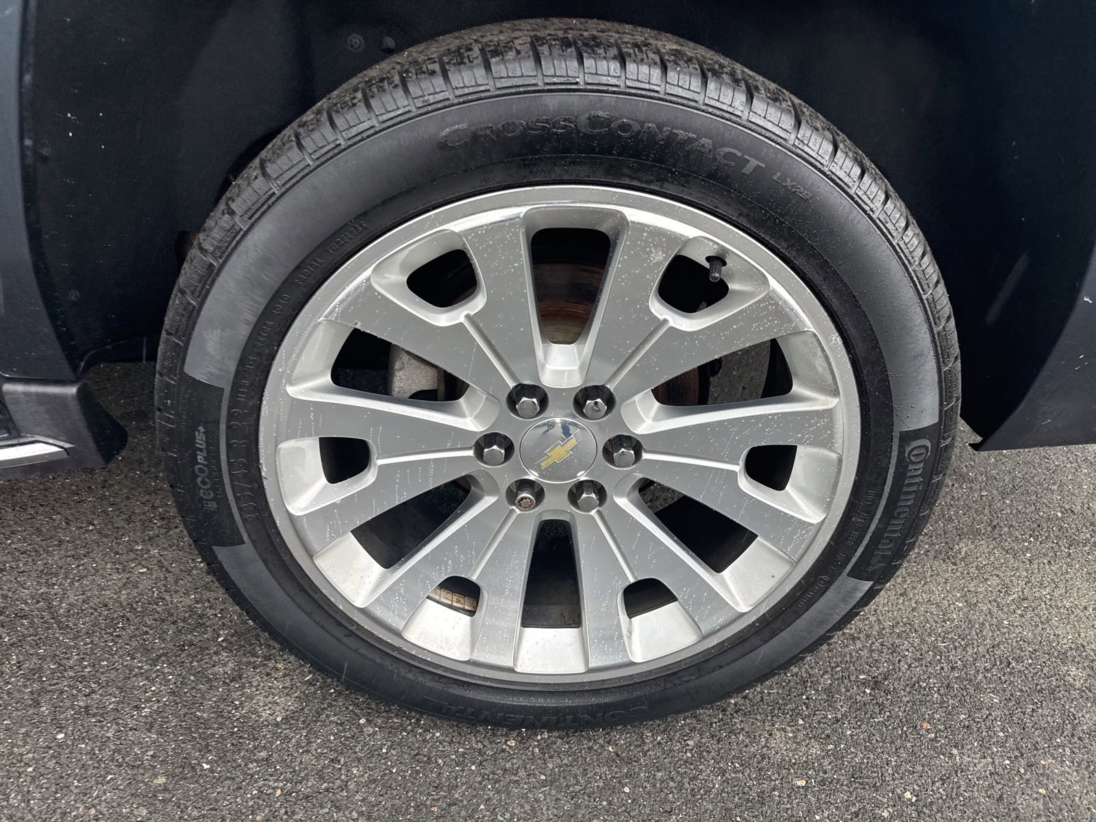Used 2019 Chevrolet Suburban Premier AWD/4WD image 10
