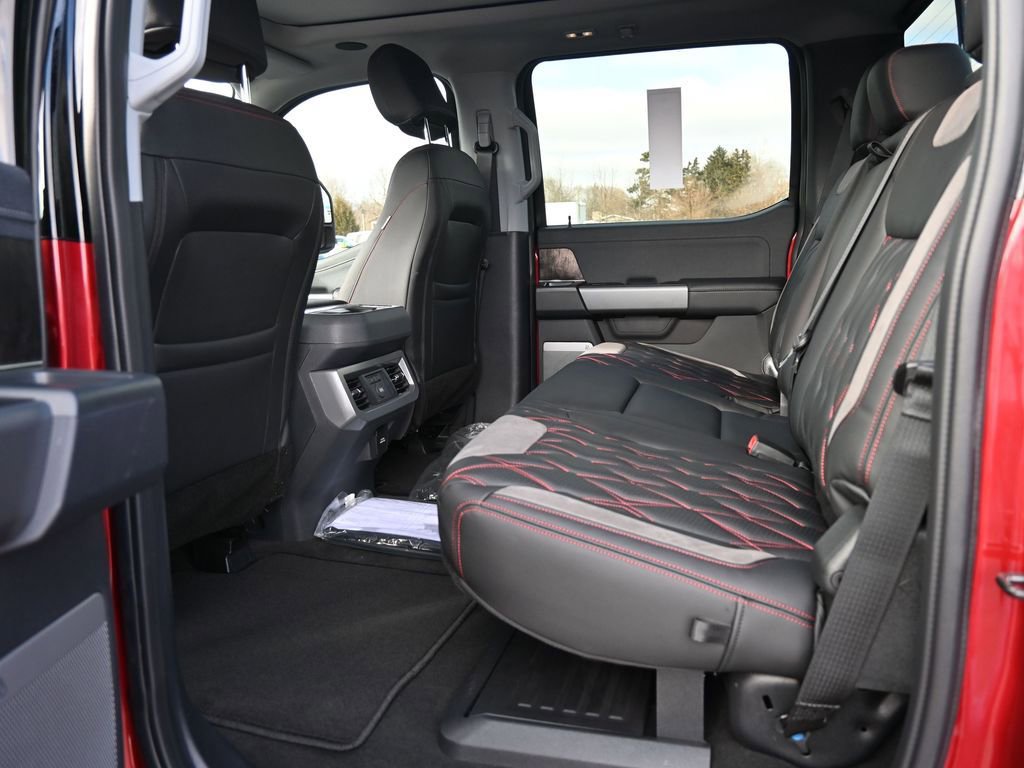 New 2026 Ford F250 Lariat w/ Black Appearance Package image 18