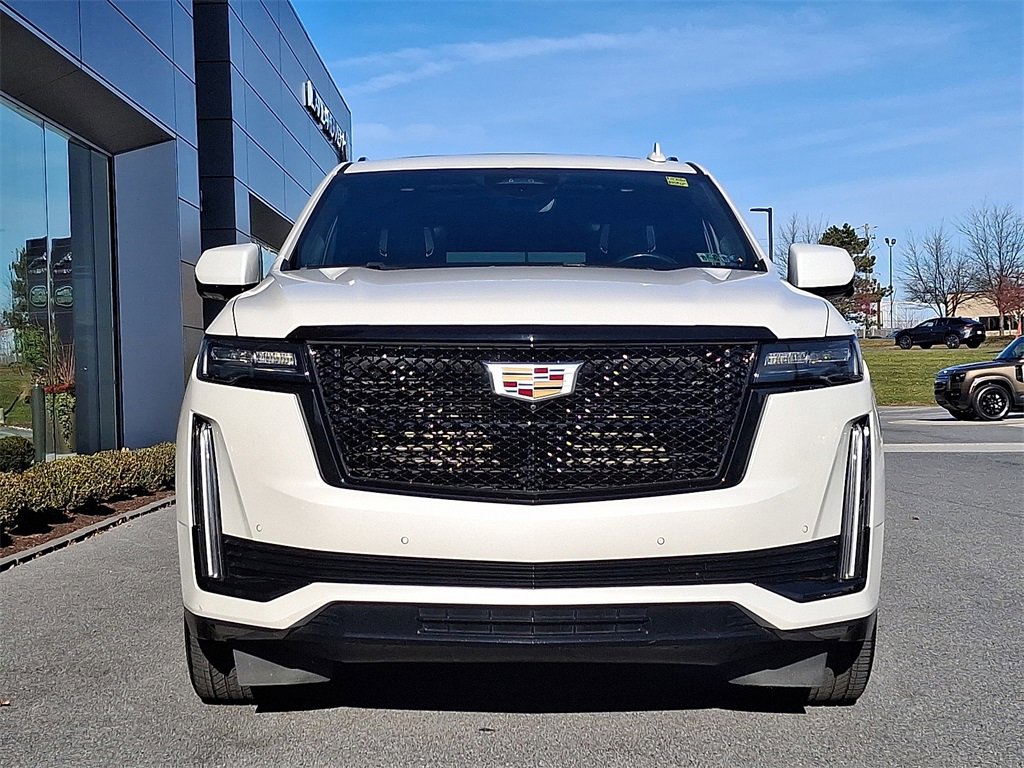 Used 2023 Cadillac Escalade ESV Sport Platinum image 2