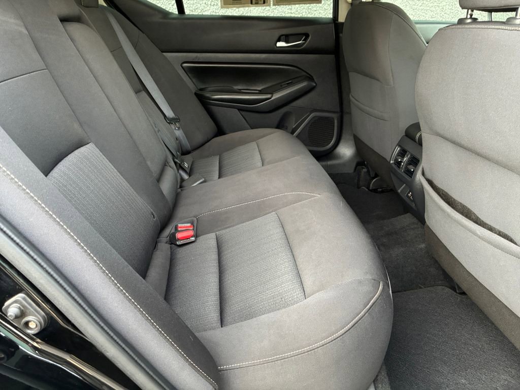 Used 2019 Nissan Altima 2.5 SV image 5