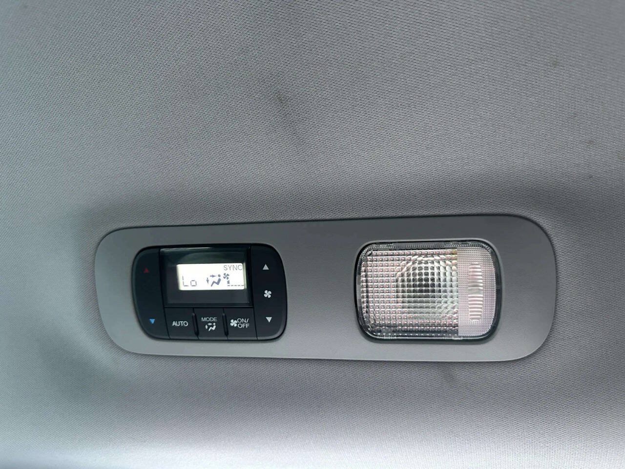 Used 2018 Honda Odyssey EX-L image 27