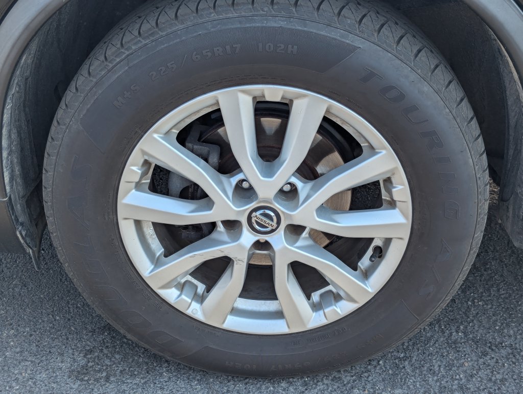 Used 2019 Nissan Rogue SV AWD/4WD image 13