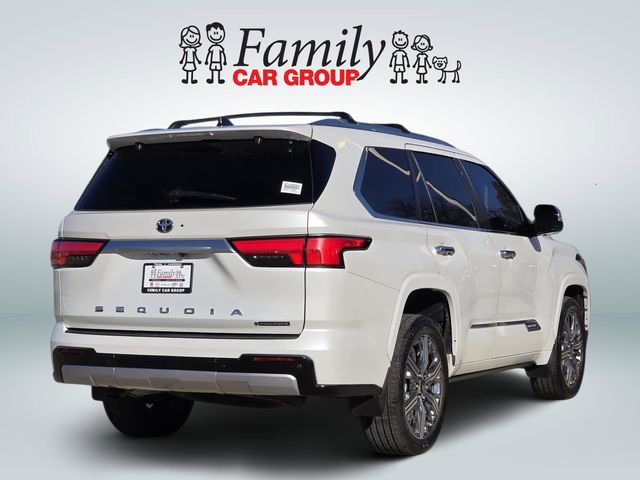 Used 2025 Toyota Sequoia Capstone image 4