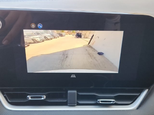 Used 2026 Chevrolet Equinox LT FWD image 6