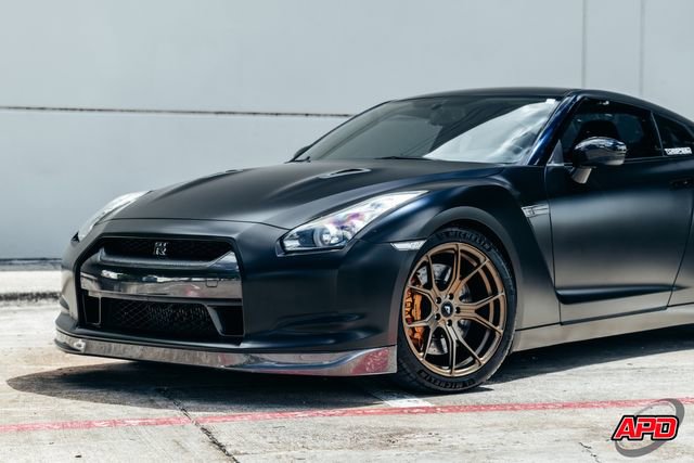 Used 2010 Nissan GT-R Premium AWD/4WD image 38