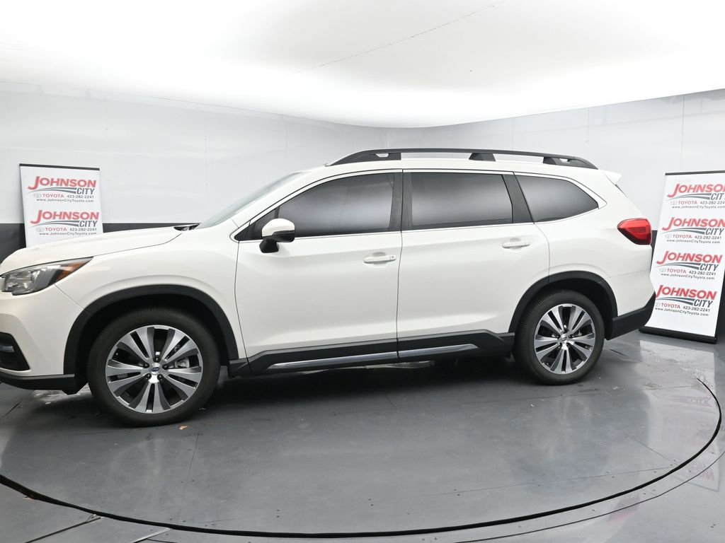 Used 2022 Subaru Ascent Limited w/ Technology Package image 5
