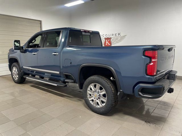 New 2026 Chevrolet Silverado 3500 High Country w/ Technology Package image 4