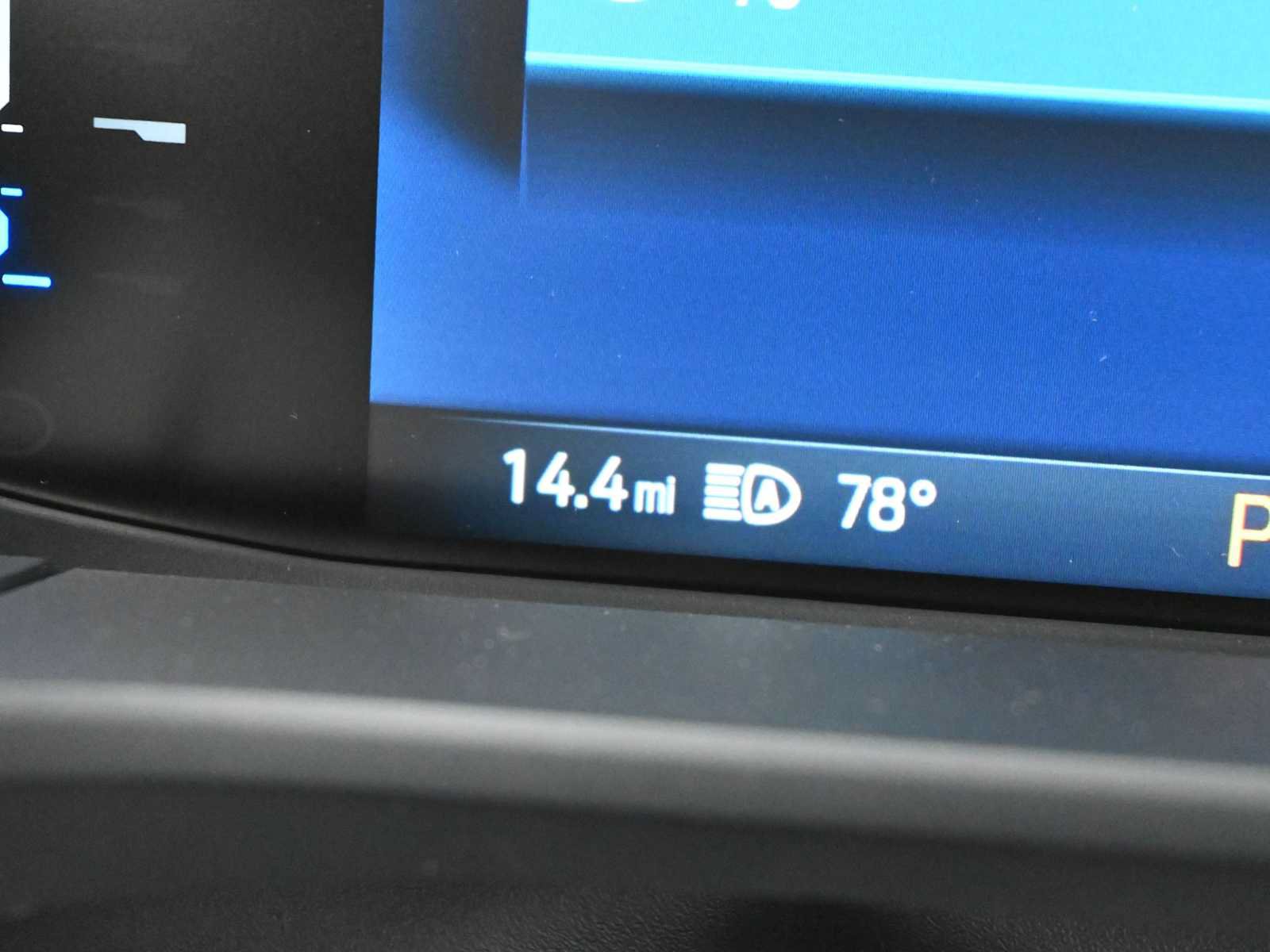 New 2025 Ford Escape SE FWD image 13