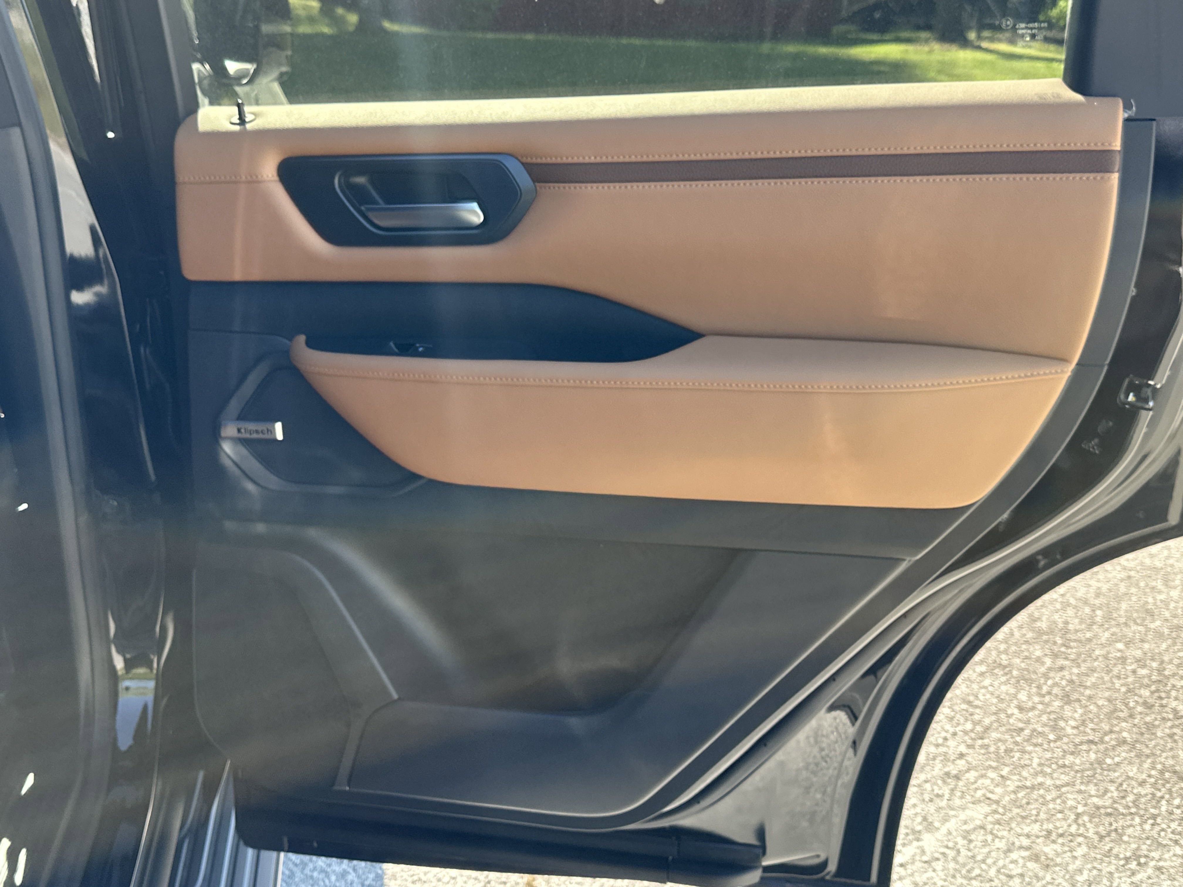 New 2025 Nissan Armada SL w/ Captain's Chari Seat Package image 16