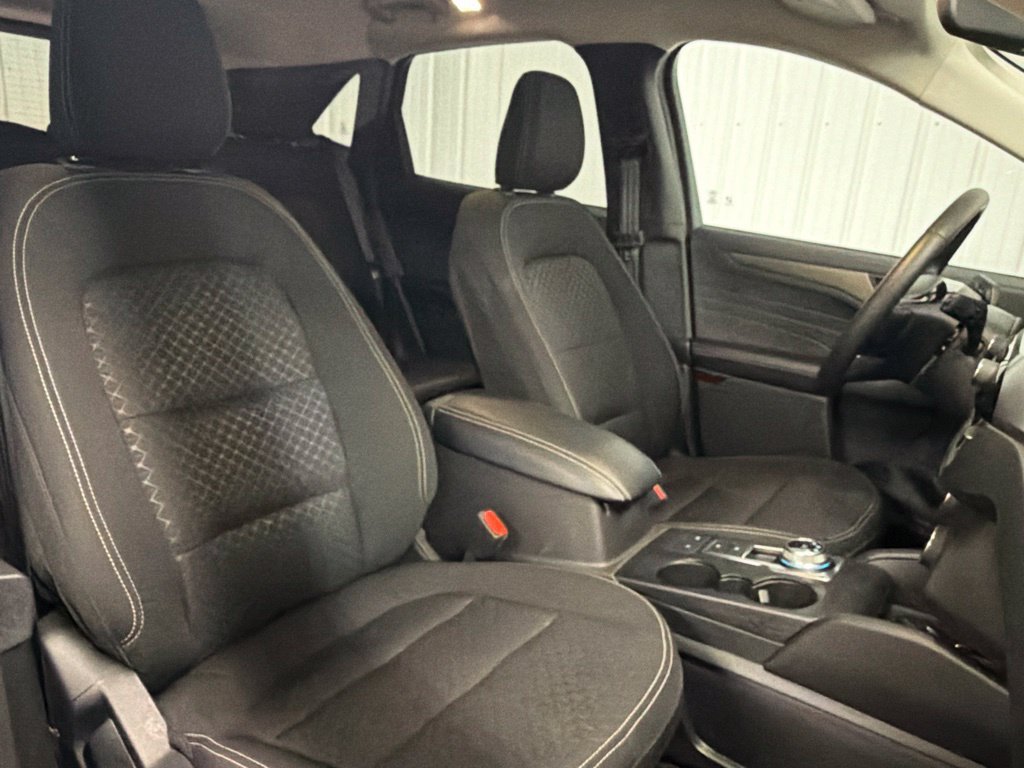 Certified 2024 Ford Escape Active AWD/4WD image 16