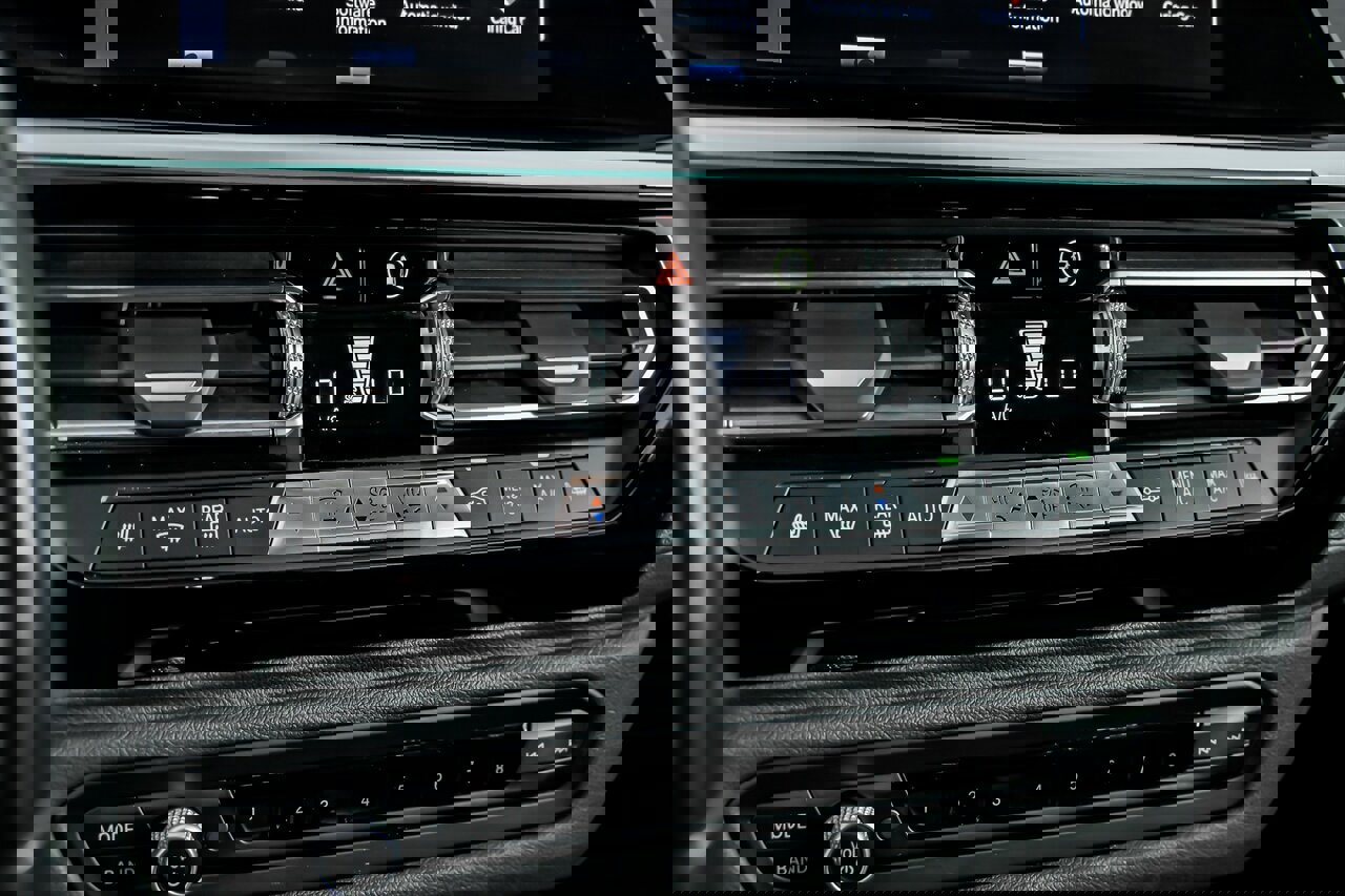 Used 2022 BMW Z4 sDrive30i image 33