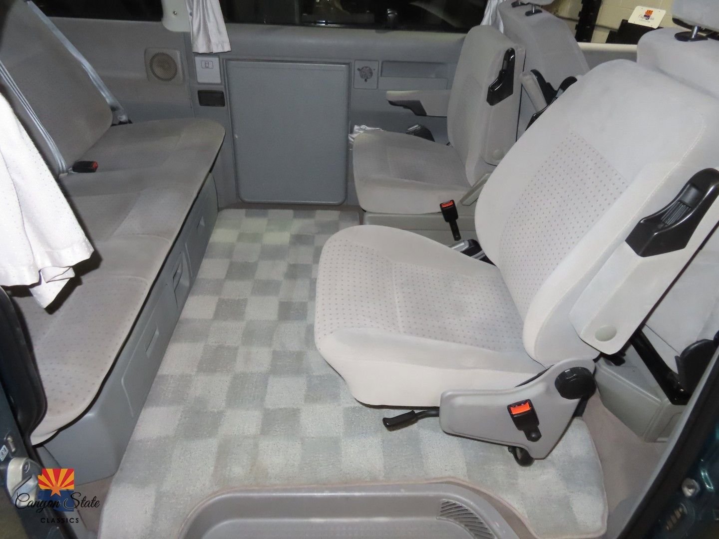 Used 2003 Volkswagen Eurovan MV image 6