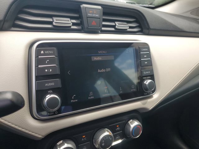 Used 2022 Nissan Versa SV FWD image 23