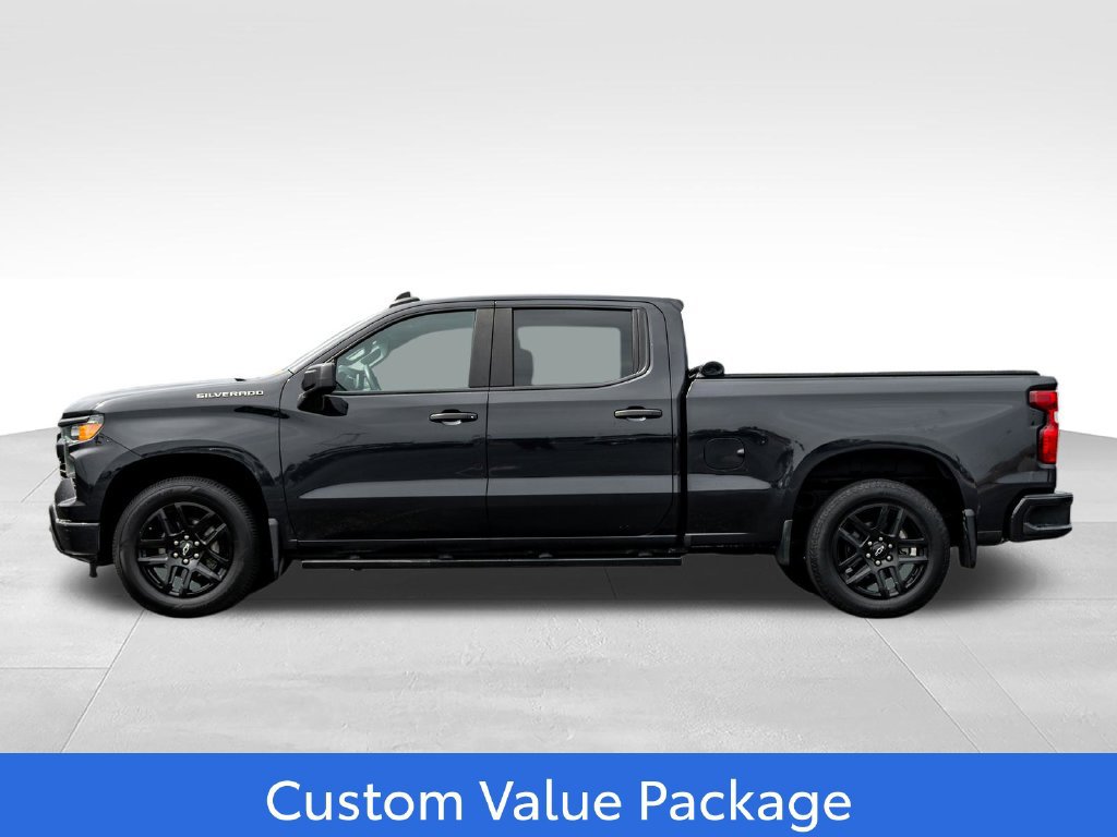 Used 2023 Chevrolet Silverado 1500 Custom AWD/4WD image 4