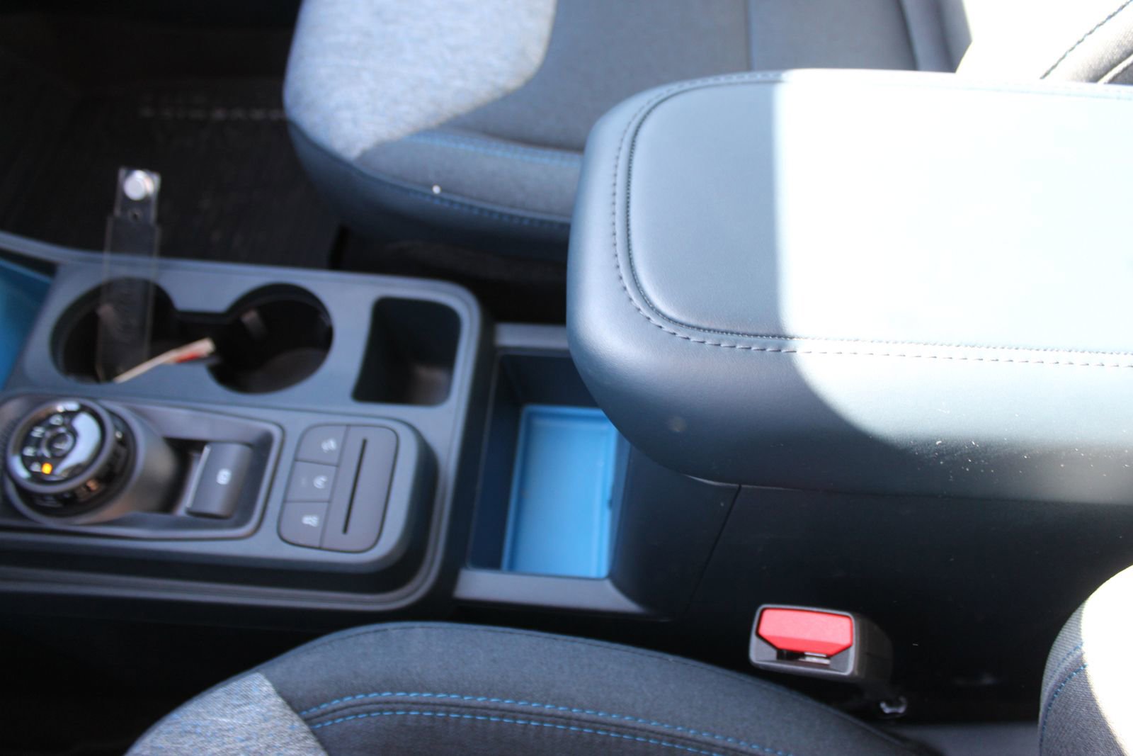 New 2025 Ford Maverick XLT w/ XLT Luxury Package image 30