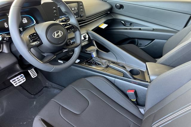 New 2026 Hyundai Elantra Sport FWD image 9