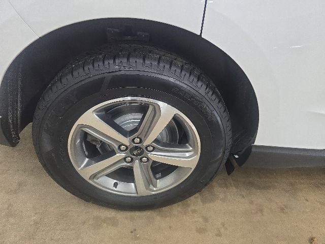 Used 2023 Ford Edge SEL w/ Convenience Package AWD/4WD image 8