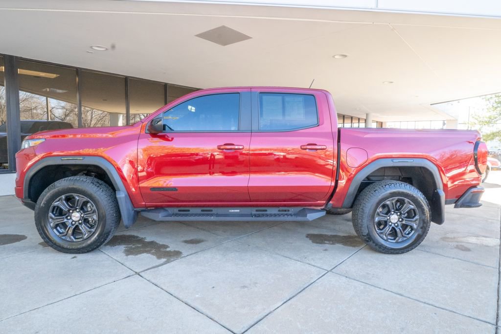 Used 2024 GMC Canyon Elevation w/ Elevation Premium Package image 4