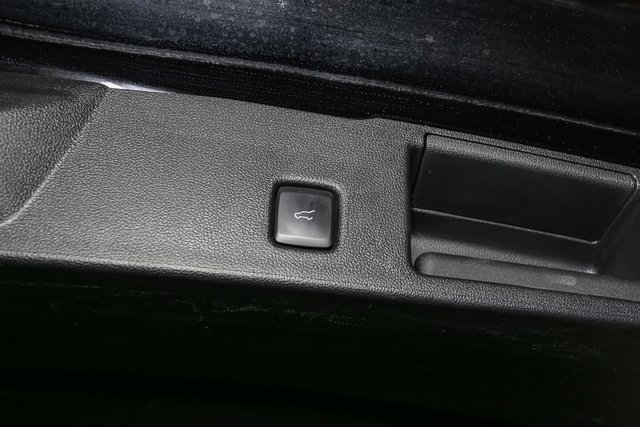 Used 2022 Ford Escape SE w/ Convenience Package image 12