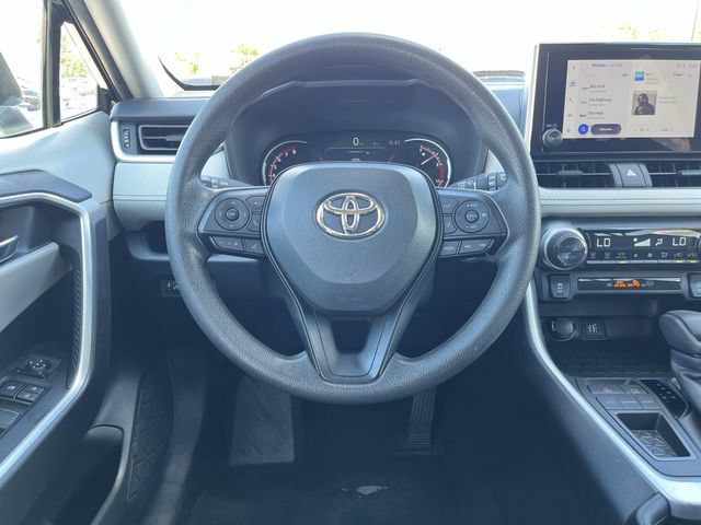 Used 2024 Toyota RAV4 XLE FWD image 13